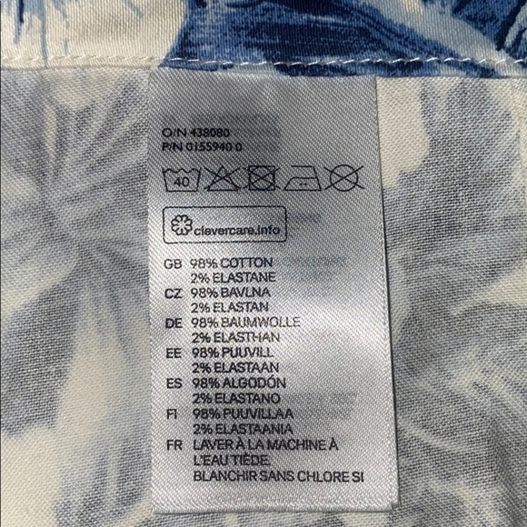 Blue & cream floral tailored short H&M size 8 - Picture 4 of 5